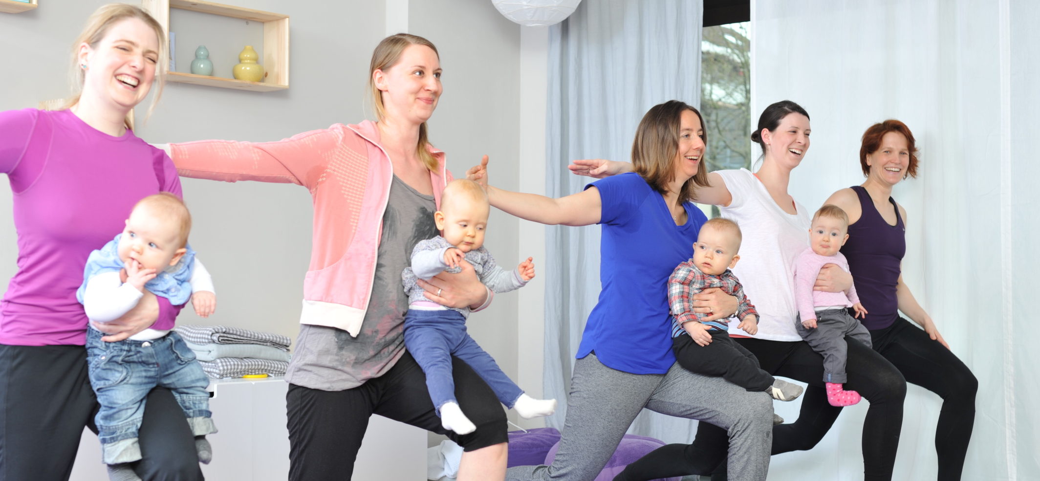 Sportliches Mama-Baby-Pilates für Mütter mit Babies